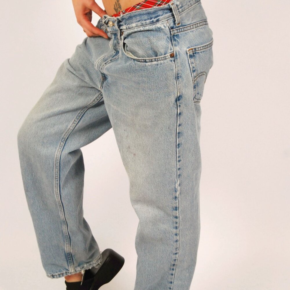 Y2K Levis Baggy Jeans (33) lightwash blue denim vintage 550s relaxed high rise - Picture 7 of 11